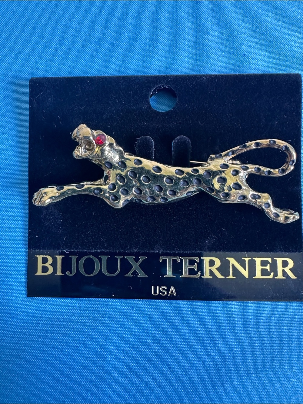 New Vintage-Style Running Leopard Brooch